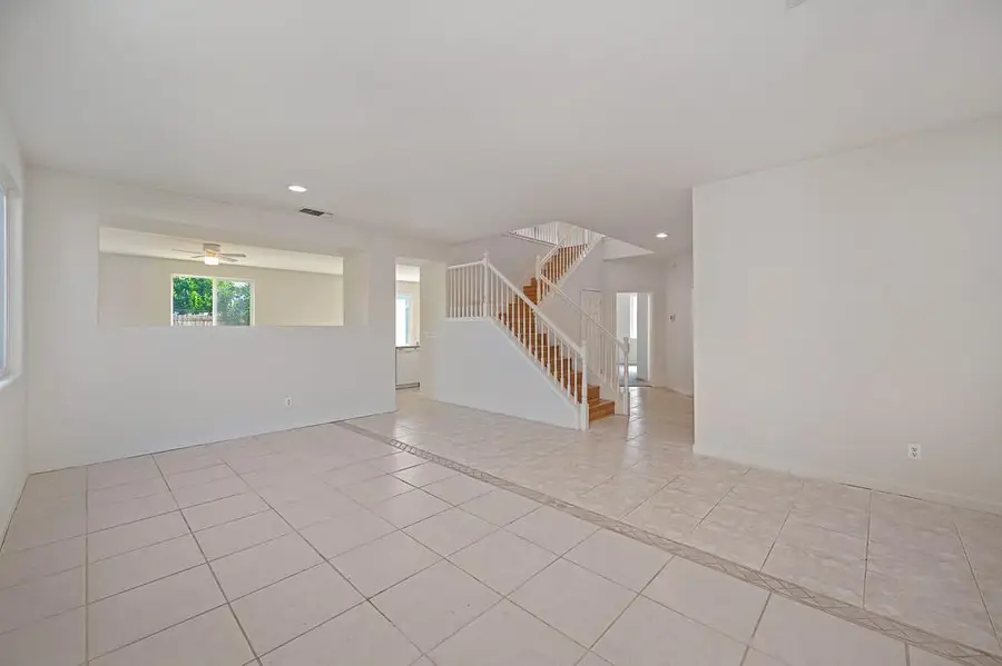 8816 Blue Marlin Court, Sacramento, CA 95828 - #3