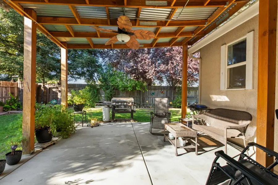 421 Penn Central Court, Rio Linda, CA 95673 - #3