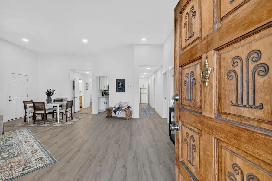 2354 Oakmont Street, Sacramento, CA 95815 - #3
