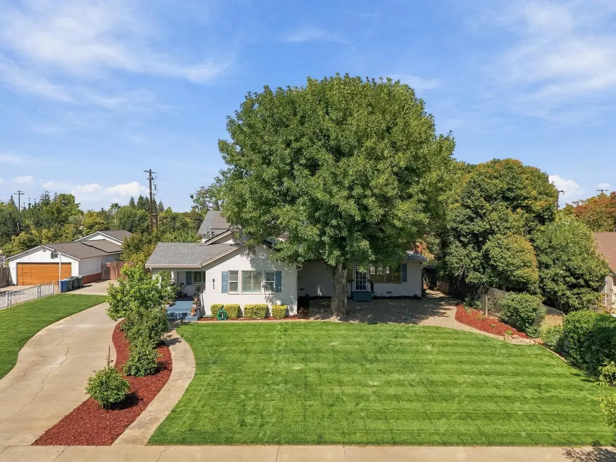 611 E 20th Street, Merced, CA 95340 - #1