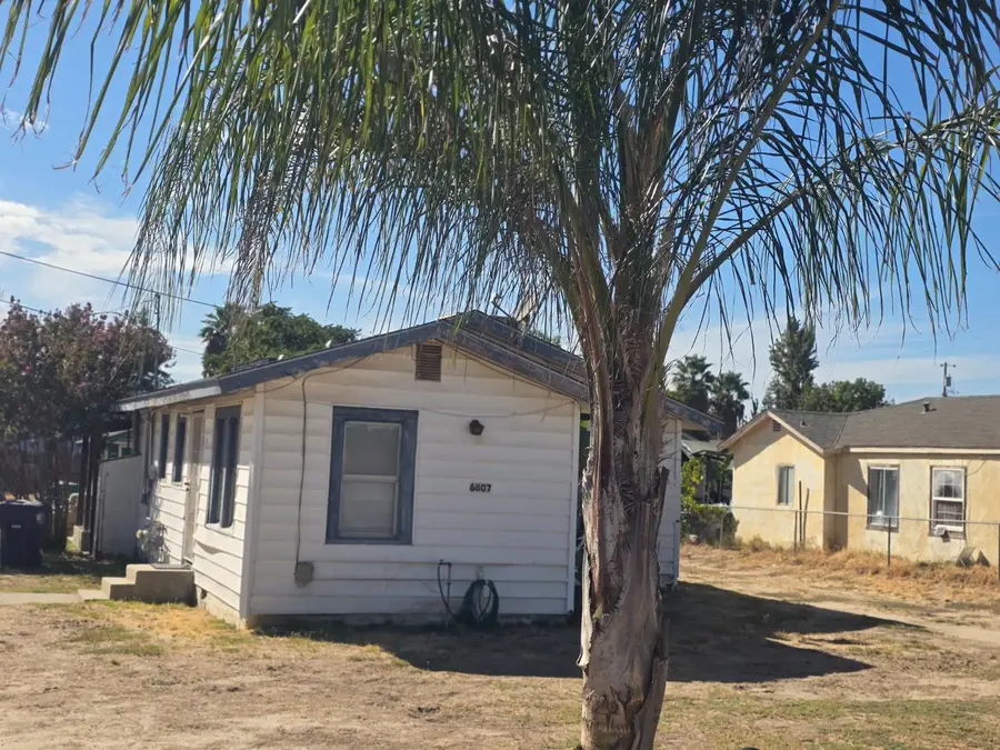 6805 California Street, Winton, CA 95388 - #3