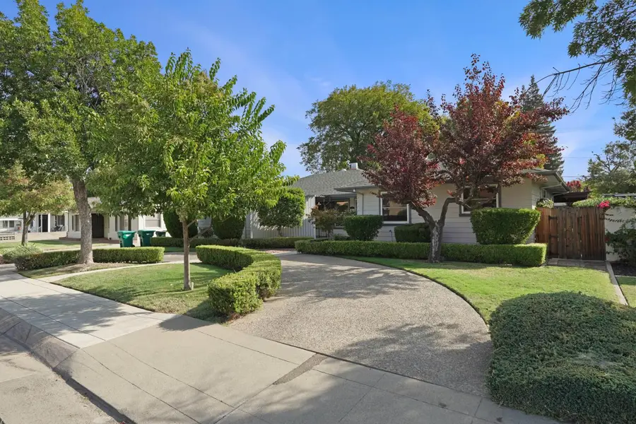 16 N Crescent Avenue, Lodi, CA 95240 - #2