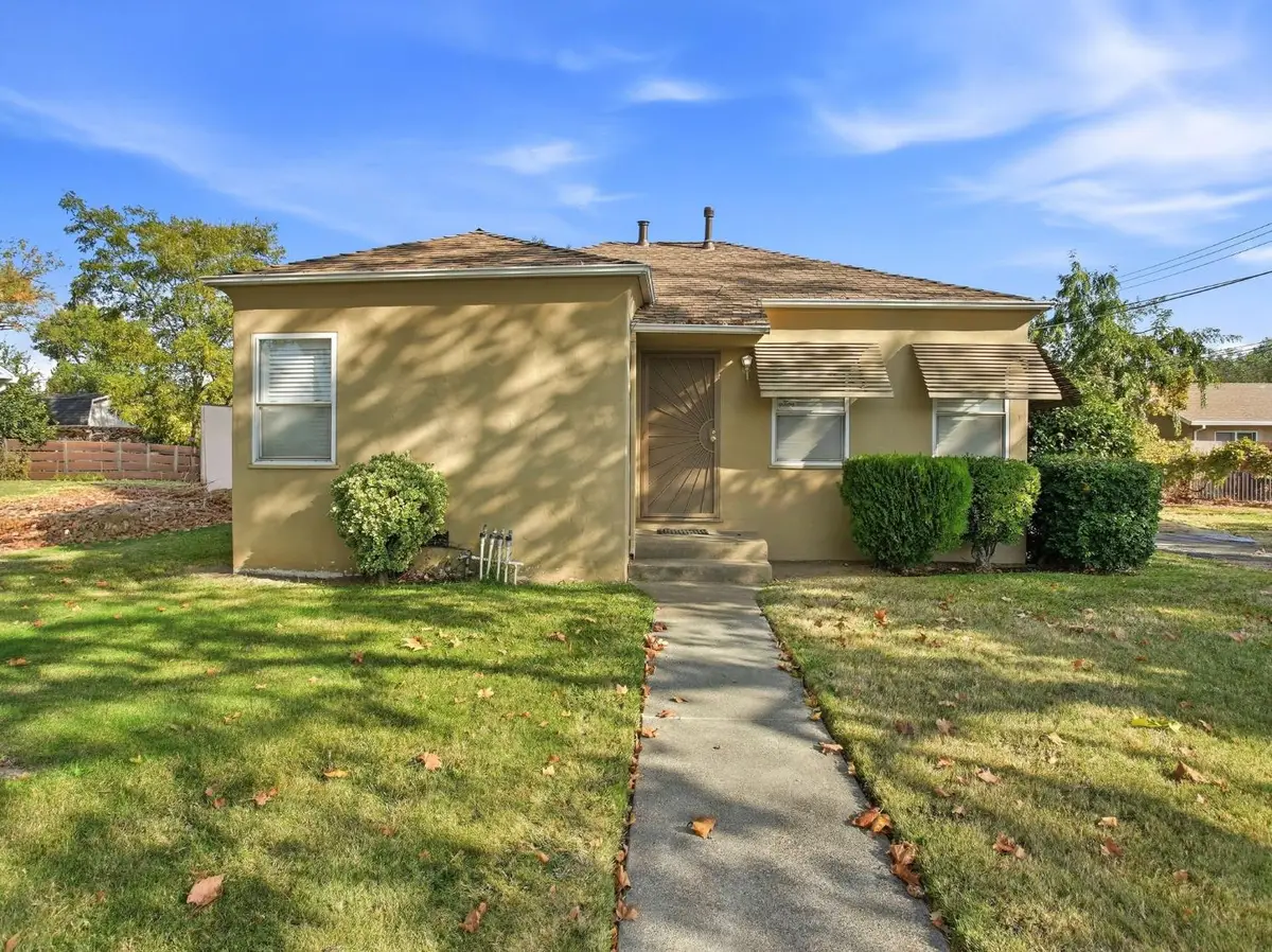 2707 21st Avenue, Sacramento, CA 95820 - #1