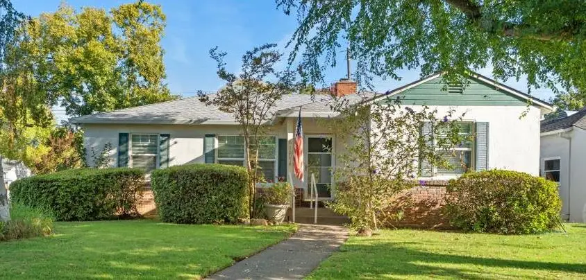 6101 3rd Avenue, Sacramento, CA 95817 - #1