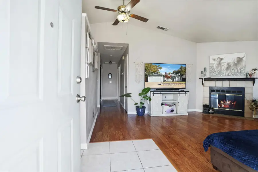 9675 Gruwell Way, Elk Grove, CA 95624 - #2