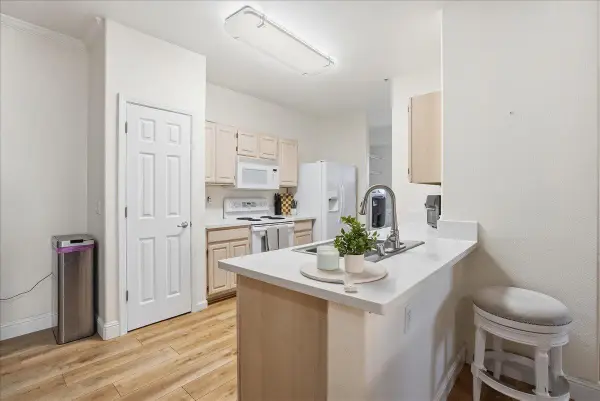 501 Gibson Drive #1611, Roseville, CA 95678