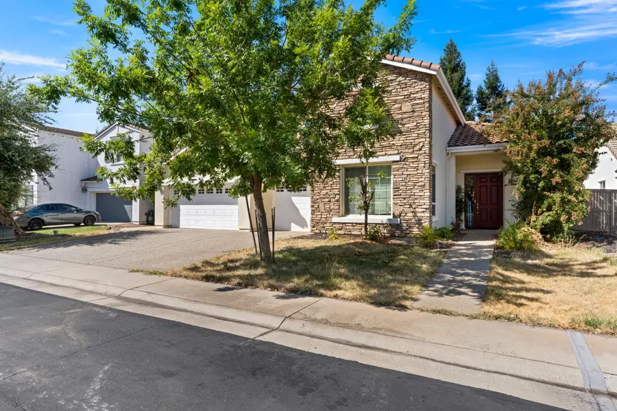 4204 Silver Water Way, Rancho Cordova, CA 95742 - #3