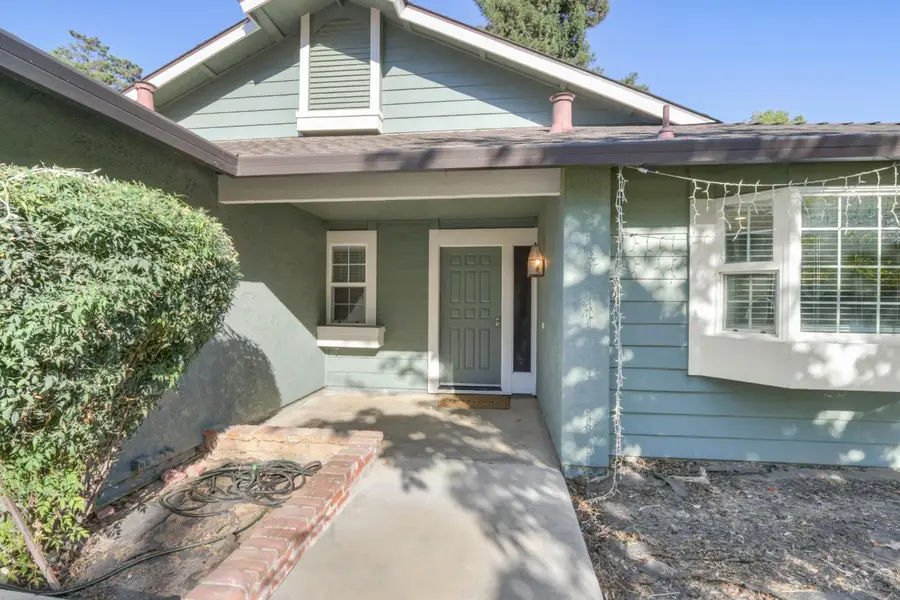 3044 Mill Oak Way, Sacramento, CA 95833 - #3