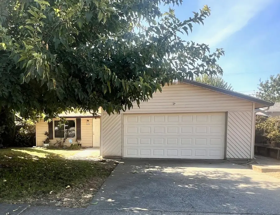 7372 Black Oaks Way, Citrus Heights, CA 95621 - #2