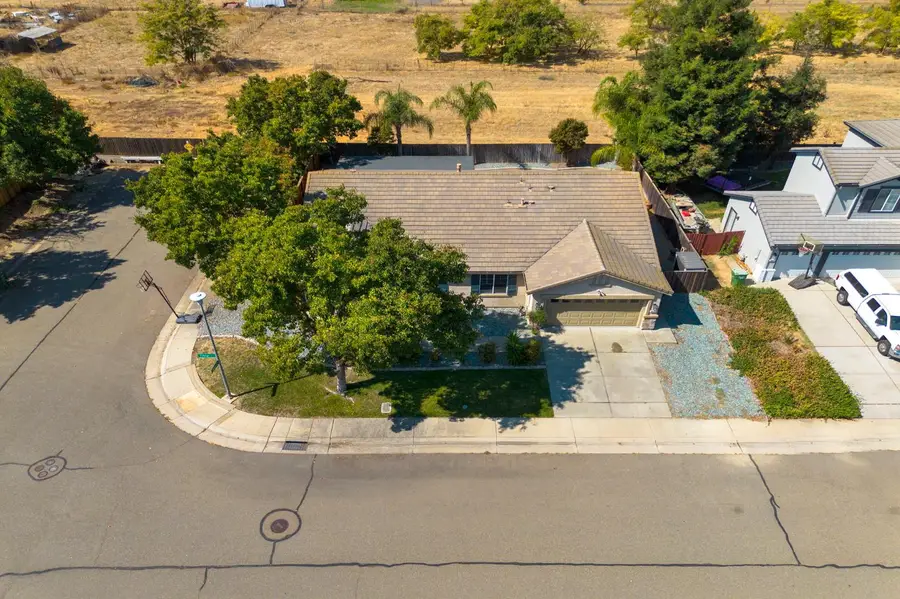 940 Trafalgar Circle, Galt, CA 95632 - #2
