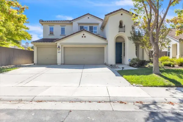 2612 Lark Sparrow Way, Elk Grove, CA 95757