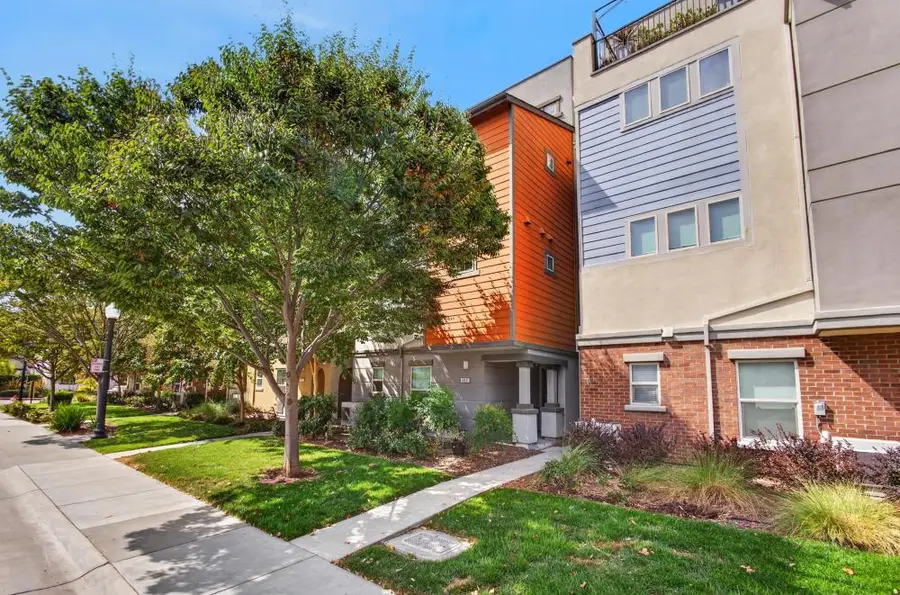 482 Tailoff Lane, Sacramento, CA 95818 - #3