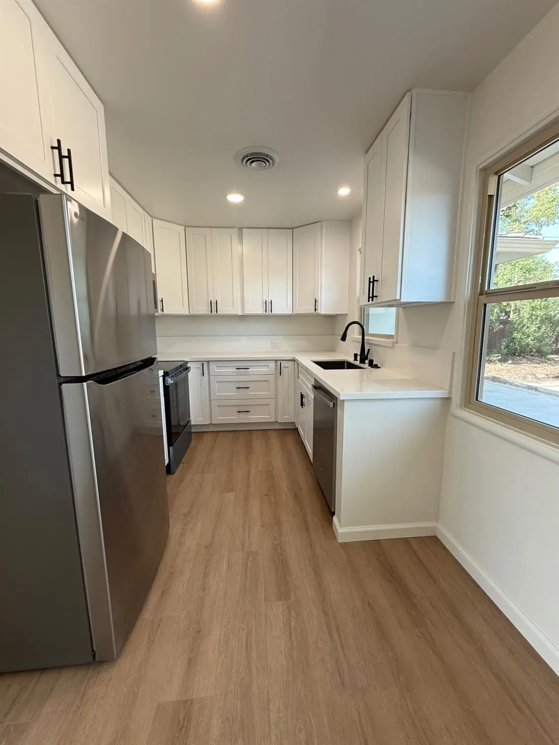 701 S Minaret, Turlock, CA 95380 - #1