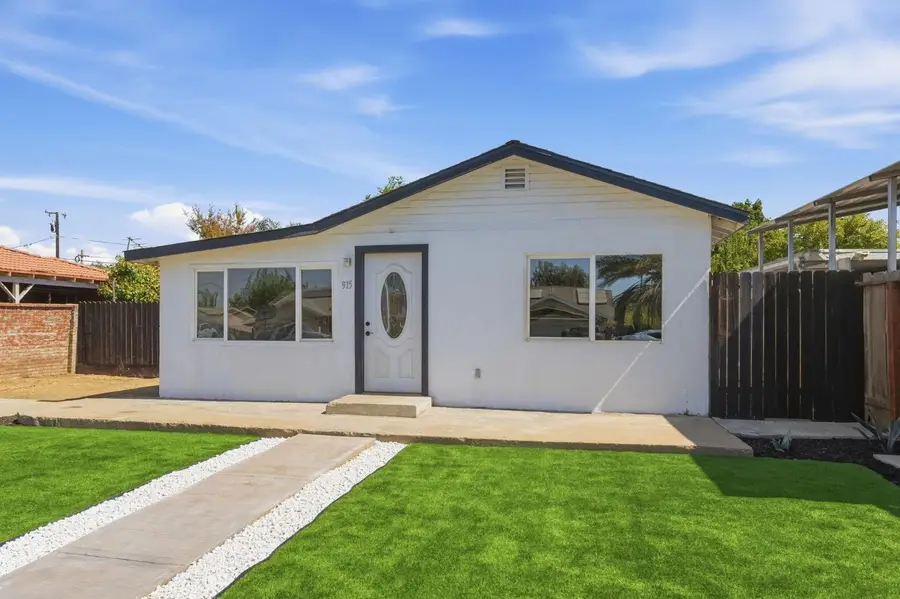 915 Sonora Street, Madera, CA 93638 - #3