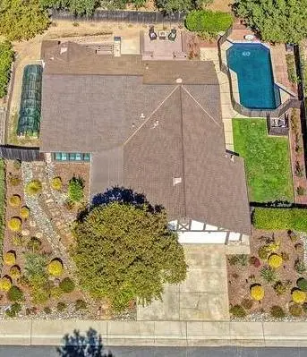 1833 Woodacre Way, Roseville, CA 95661