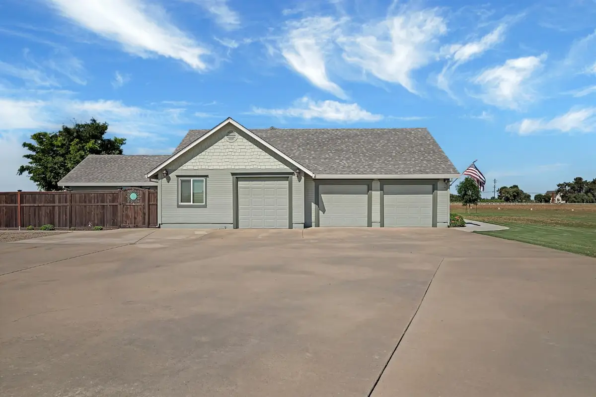 1844 W Highway 12, Lodi, CA 95242 - #1