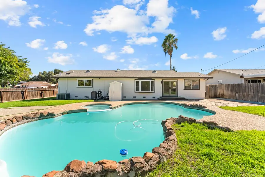9033 Alderson Avenue, Sacramento, CA 95826 - #3