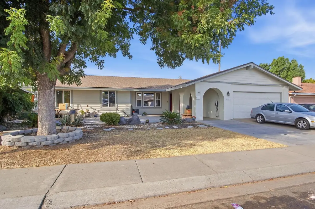 2201 Hale Aloha Way, Ceres, CA 95307 - #1