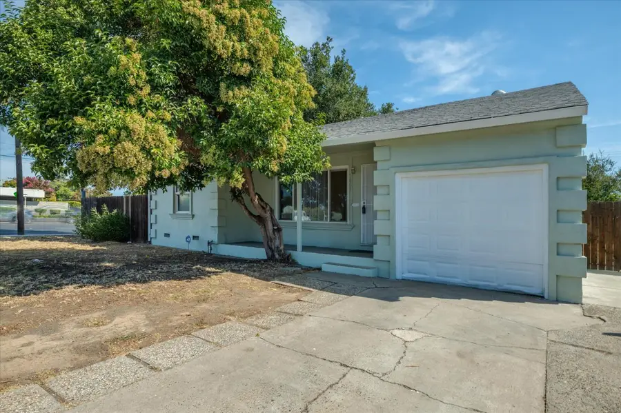 5601 Bonniemae Way, Sacramento, CA 95824 - #3