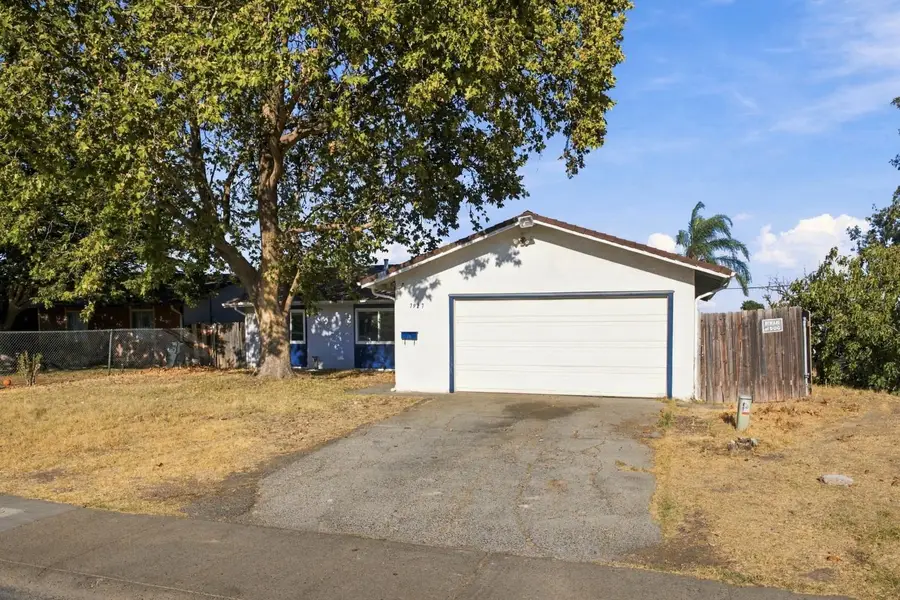7927 Albion Way, Sacramento, CA 95832 - #2