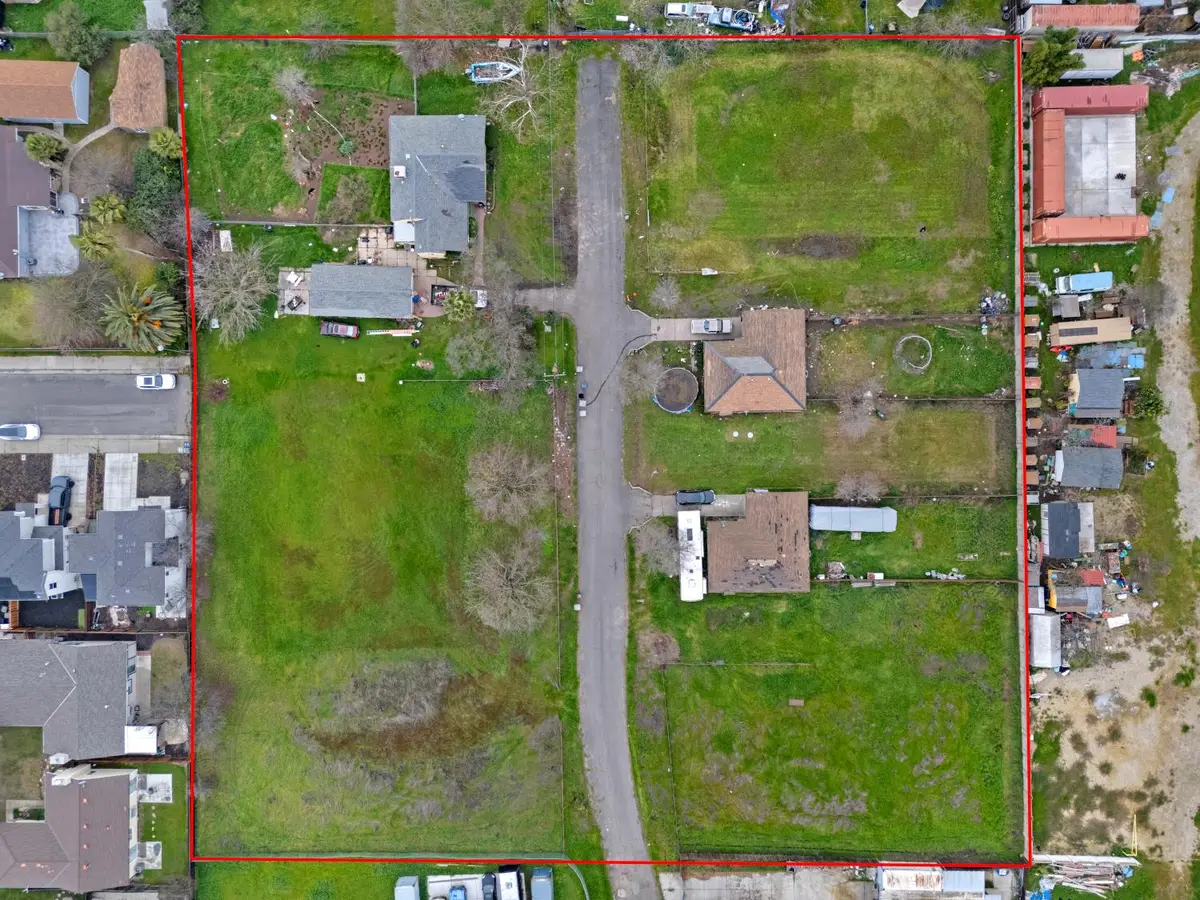 4851 Warren Avenue, Sacramento, CA 95838 - #1