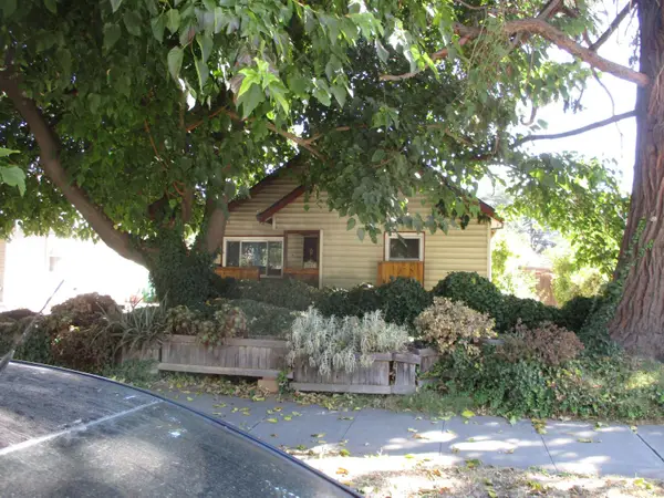 724 S School Street, Lodi, CA 95240