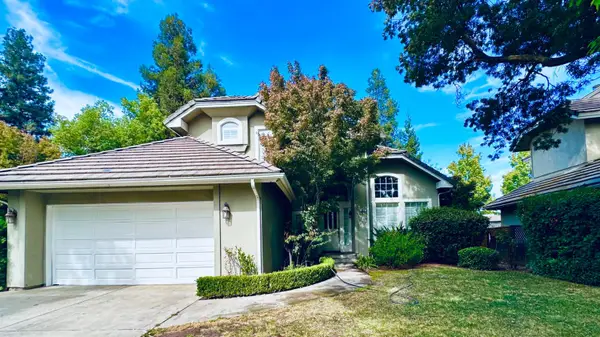 852 E Newcastle Lane, Fresno, CA 93720