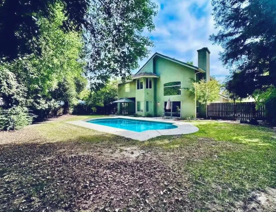 852 E Newcastle Lane, Fresno, CA 93720 - #3