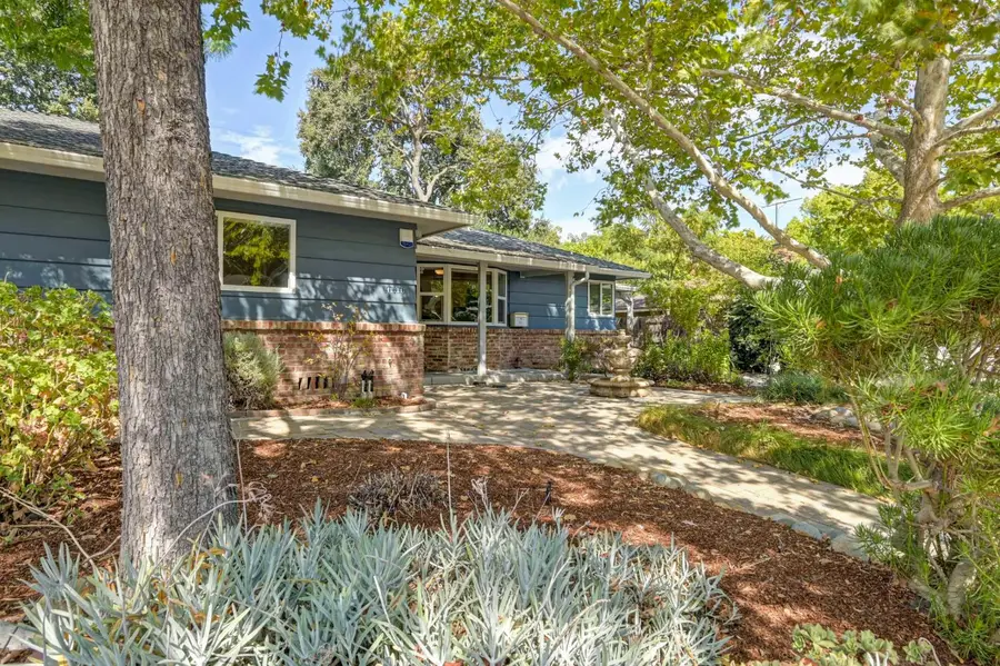 1221 Nevis Court, Sacramento, CA 95822 - #3