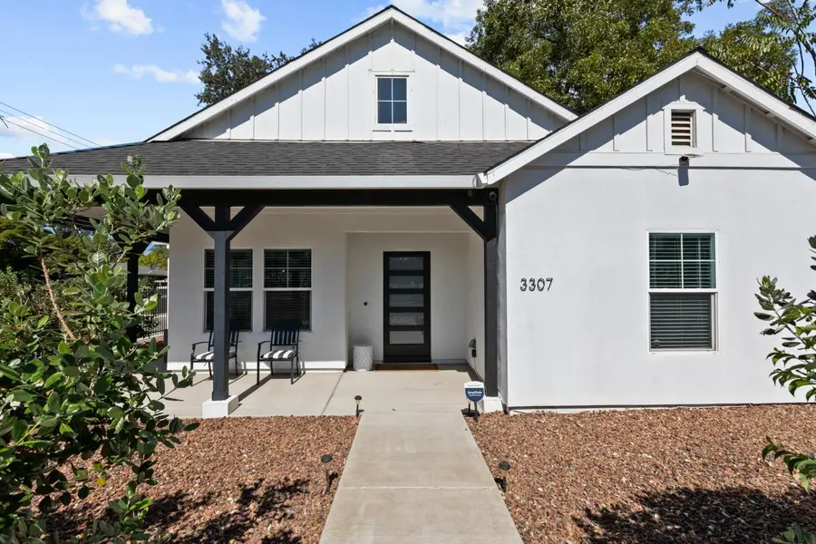 3307 12th Avenue, Sacramento, CA 95817 - #2