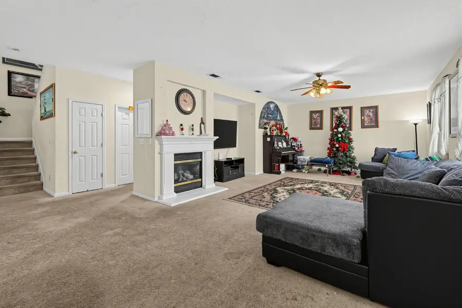 8865 Skipjack Way, Sacramento, CA 95828 - #3