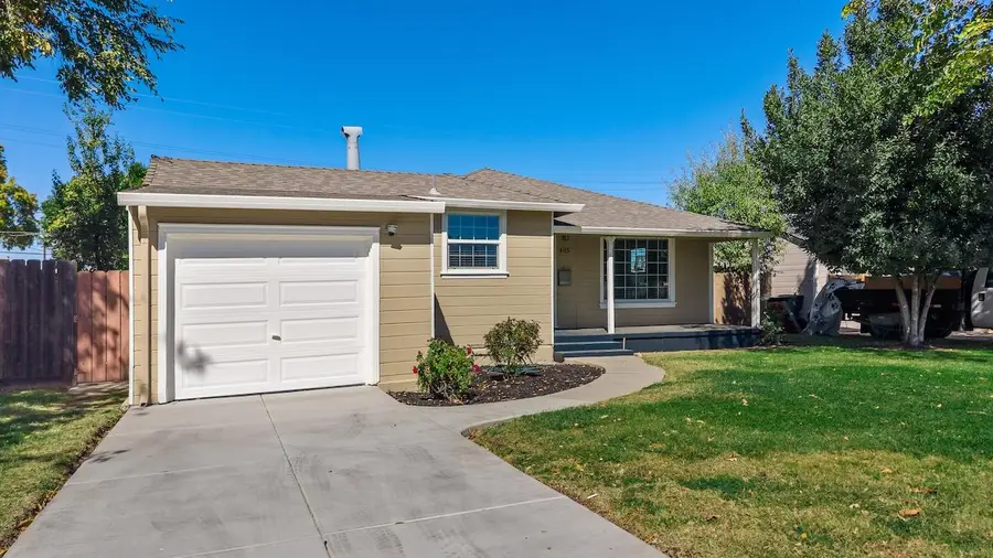 405 W 22nd Street, Tracy, CA 95376 - #2