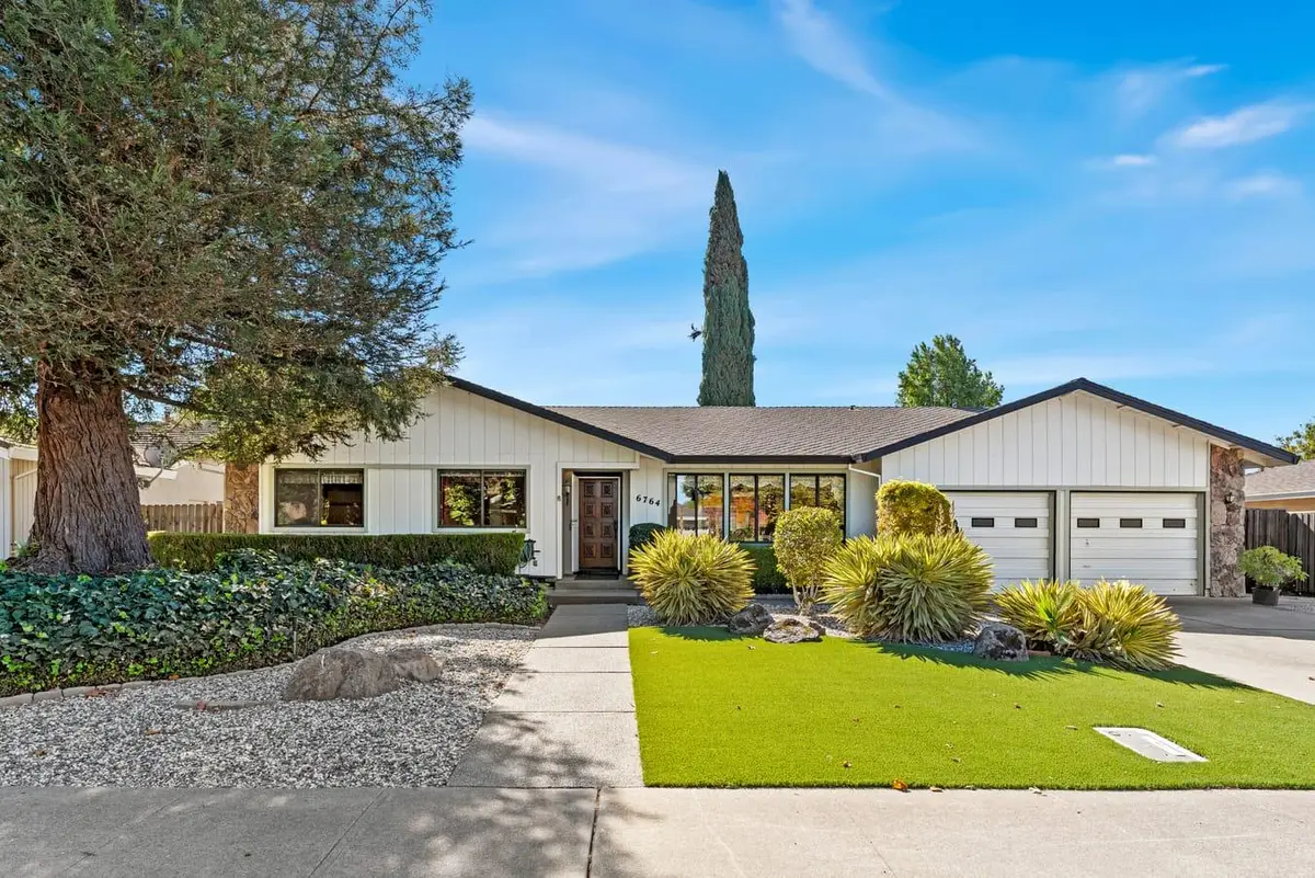 6764 Breakwater Way, Sacramento, CA 95831 - #1