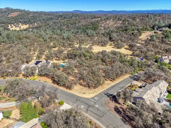 9916 Spyglass Circle, Auburn, CA 95602
