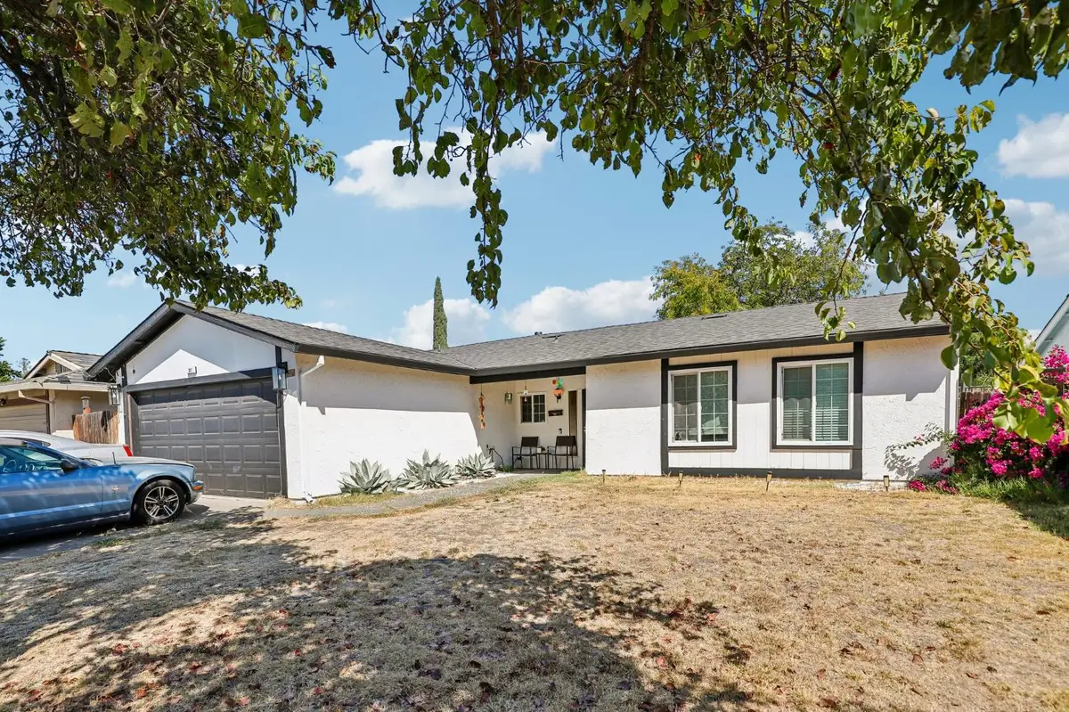 37 Kennelford Circle, Sacramento, CA 95823 - #1