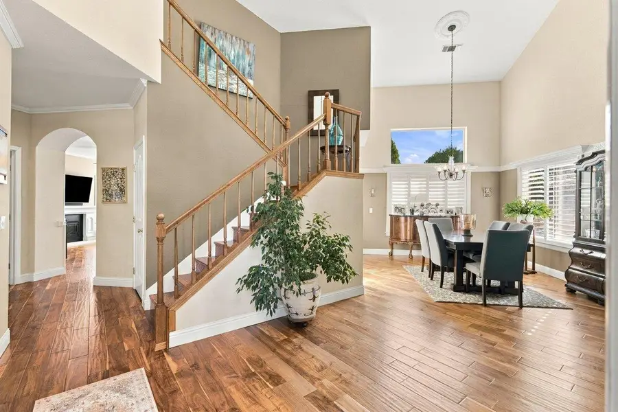 9021 Old Creek Drive, Elk Grove, CA 95758 - #2