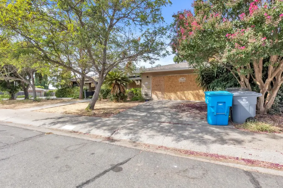 1591 Sharon Drive, Yuba City, CA 95993 - #2