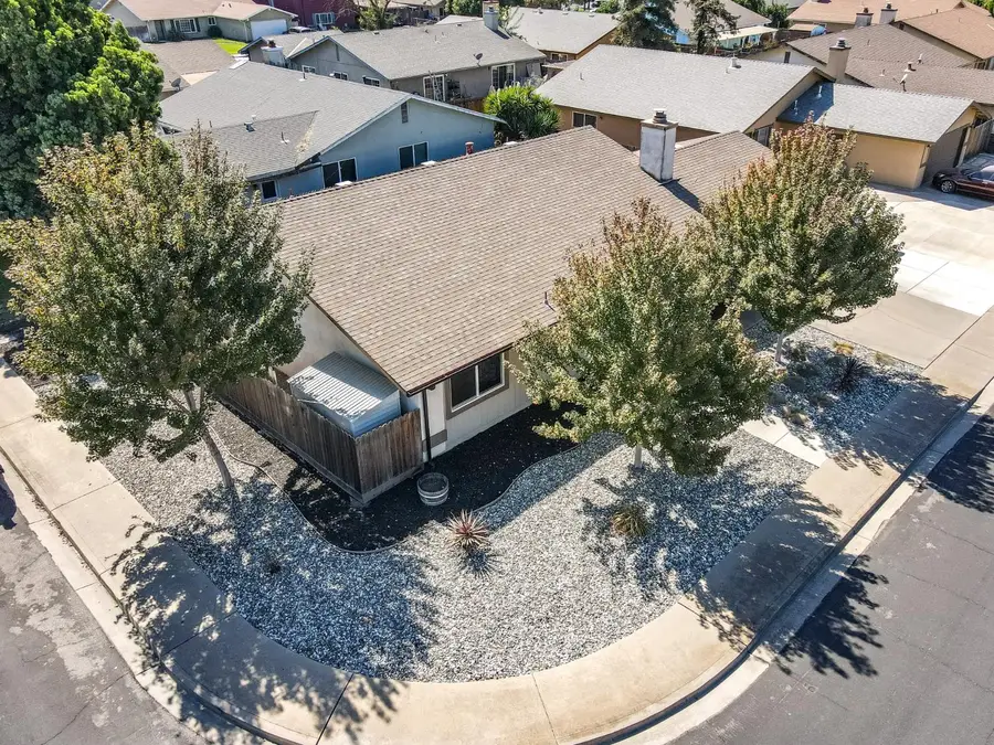 1740 Ogden Way, Turlock, CA 95380 - #3