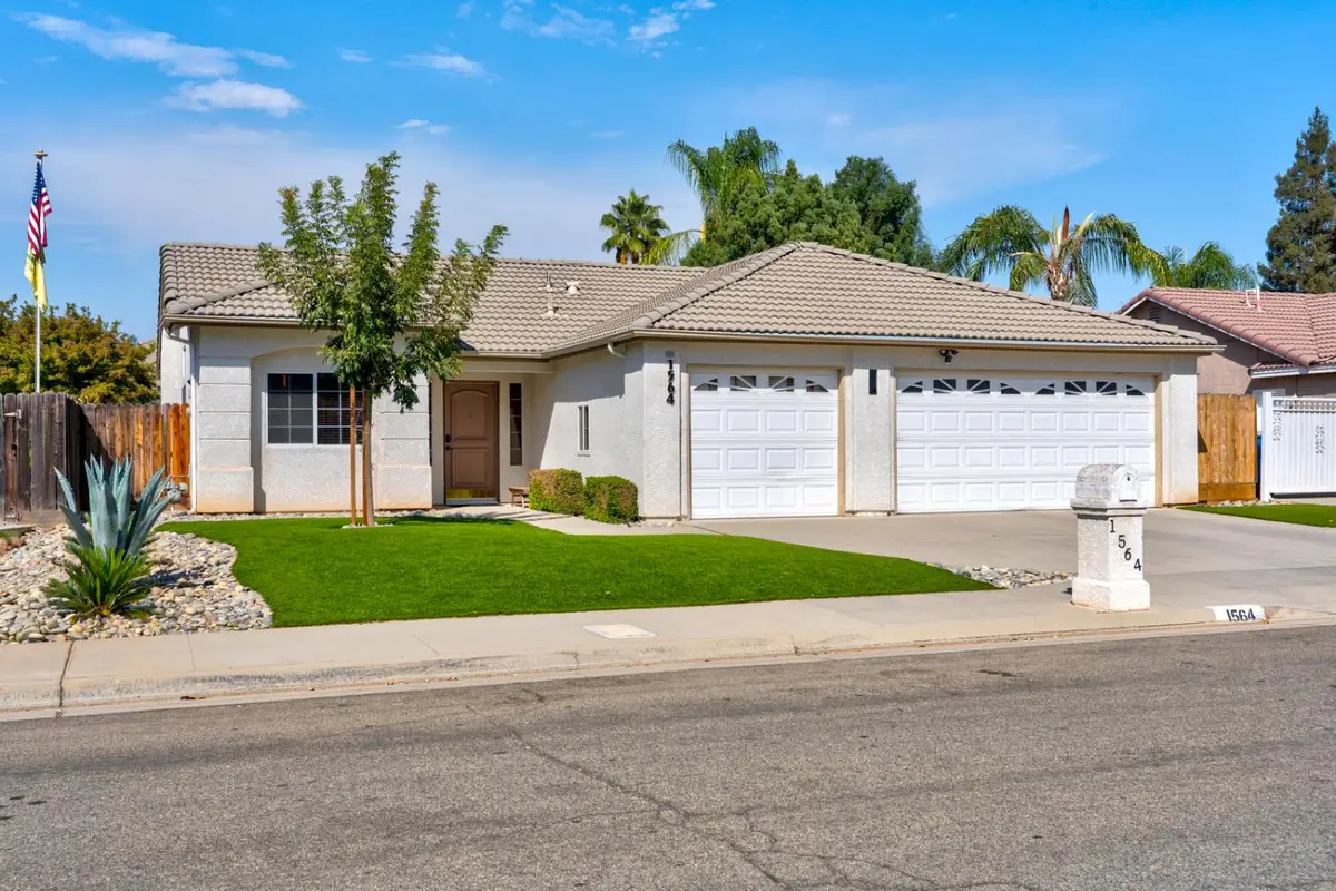 1564 E Waterford Avenue, Fresno, CA 93720 - #1