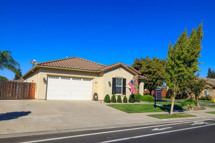 446 1st, Escalon, CA 95320 - #3