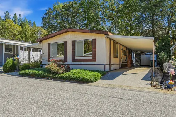 10102 Woodleaf Circle, Grass Valley, CA 95949