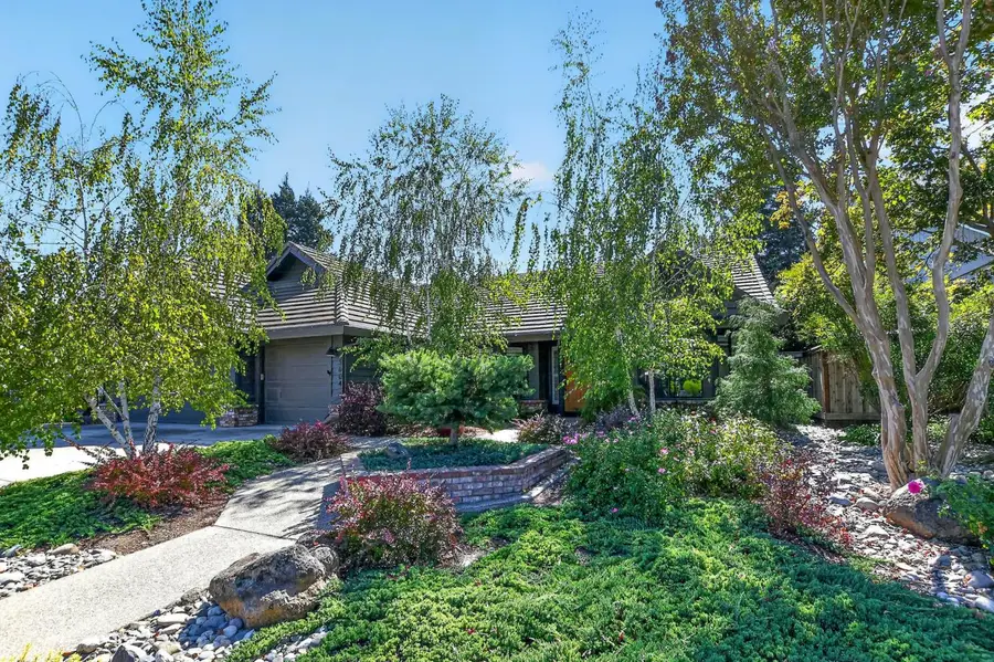 5604 Stanmore Way, Elk Grove, CA 95758 - #2