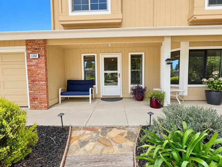 1332 Pilgrims Drive, Roseville, CA 95747 - #3