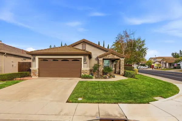 8499 Banyon Tree Court, Elk Grove, CA 95624