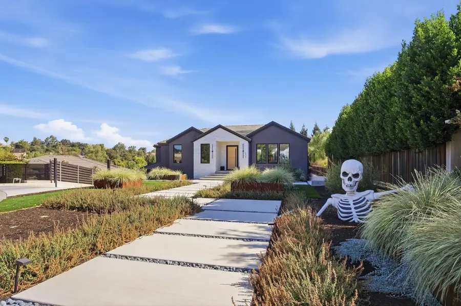 10925 Goldsborough Circle, Oakdale, CA 95361 - #2