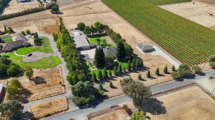 12684 E Tokay Colony Road, Lodi, CA 95240 - #2