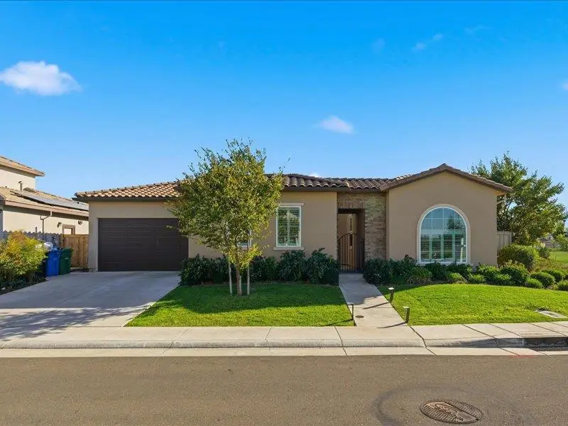 8132 Seahorse Way, Elk Grove, CA 95757 - #1