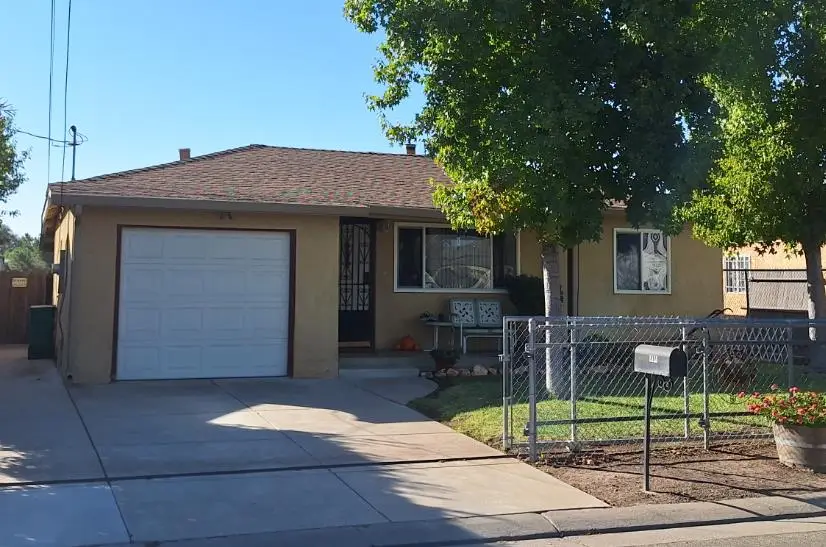 4044 E 4th Street, Stockton, CA 95215 - #3