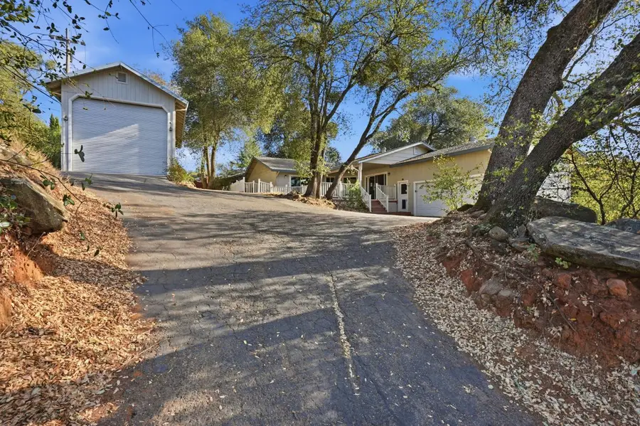 3718 Cambridge Road, Cameron Park, CA 95682 - #2