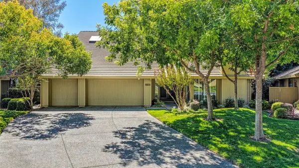 11380 Huntington Village Lane, Gold River, CA 95670